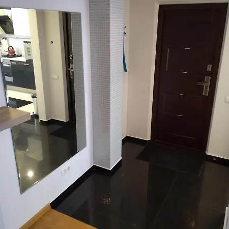 Уютная Трёхкомнатная Квартира С Красивым Видом Apartment *