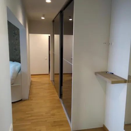 Уютная Трёхкомнатная Квартира С Красивым Видом Apartment Minsk